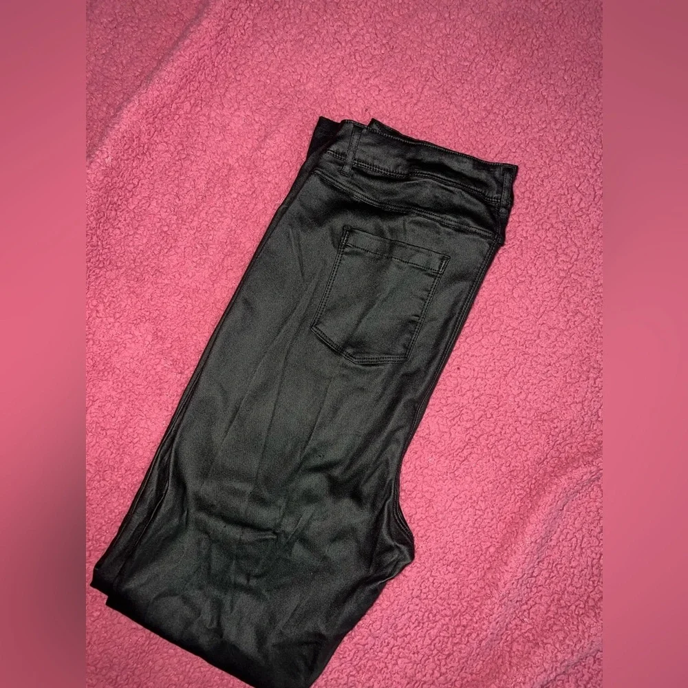 High Rise Pants - Picture 2 of 3